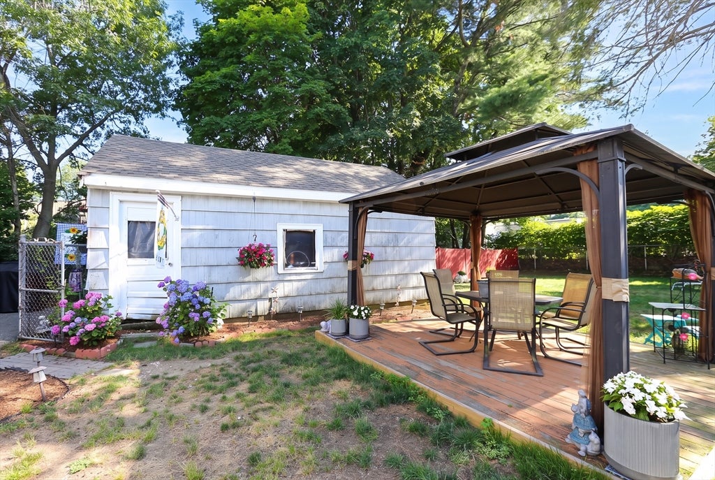 126 Intervale St, Brockton, MA, 126 Intervale St, Brockton, MA Photo #3