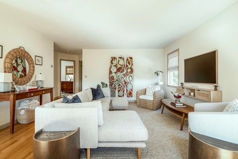 Photo of 28 Elm Street #3, Manchester, MA 01944 (MLS # 73450787)