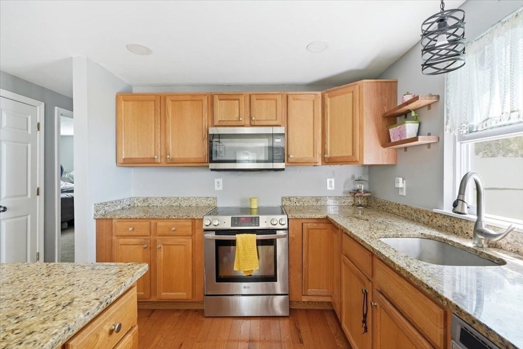 51 Avenue A St, Wareham, MA, 51 Avenue A St, Wareham, MA Photo #18