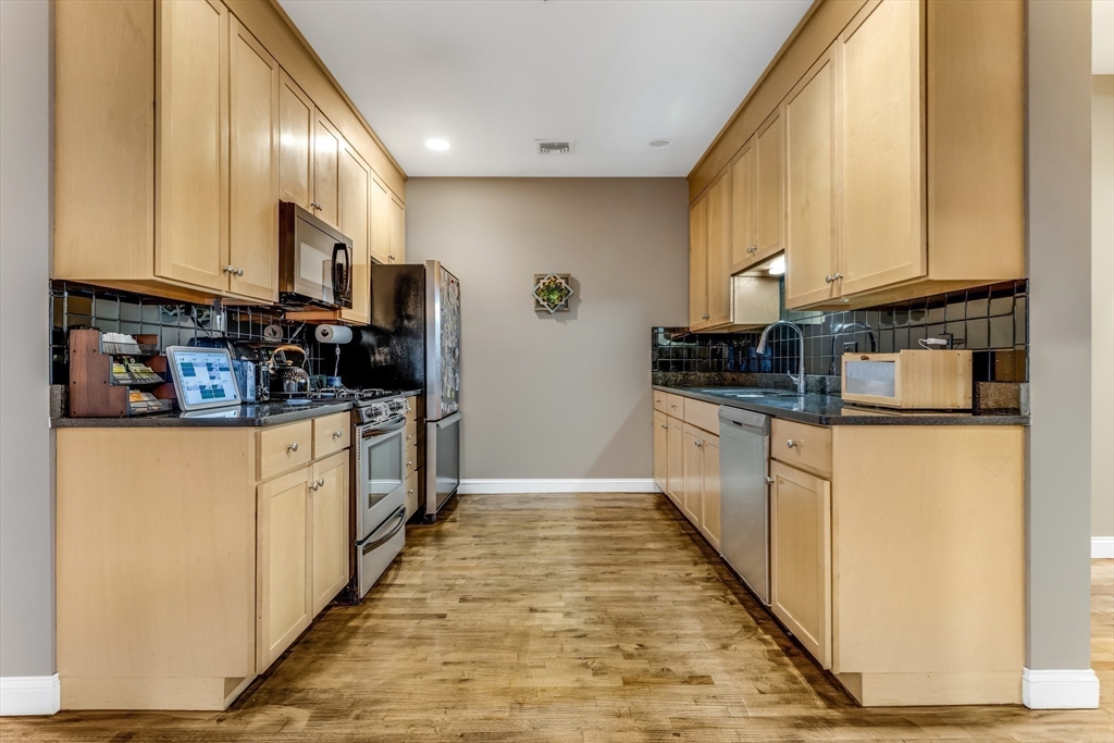 21 Park St 2
