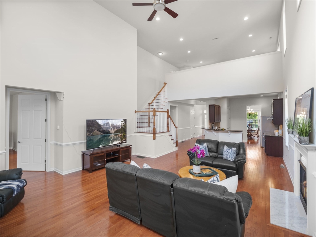 72 Sherwood Dr 72