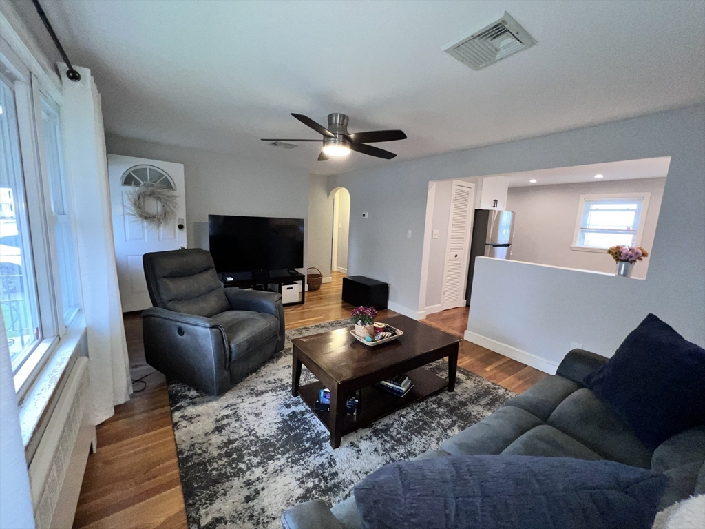 467 Chatham Street, Lynn, MA Photo #12