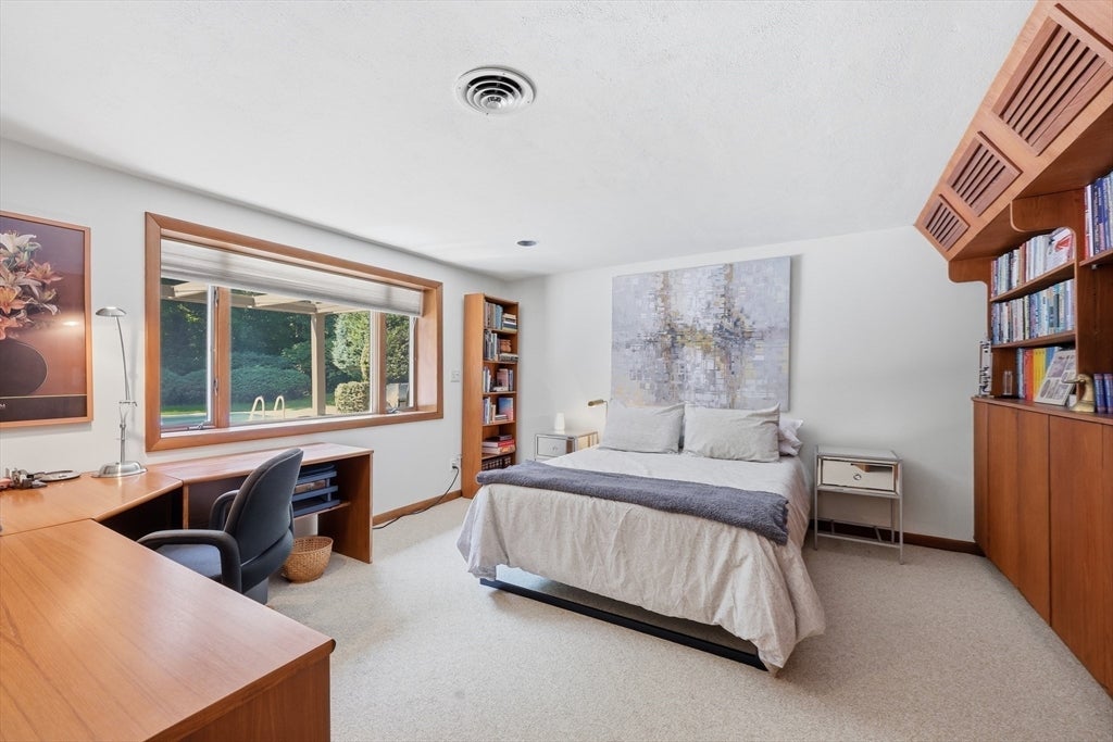 200 Crestview Circle, Longmeadow, MA, 200 Crestview Circle, Longmeadow, MA Photo #27
