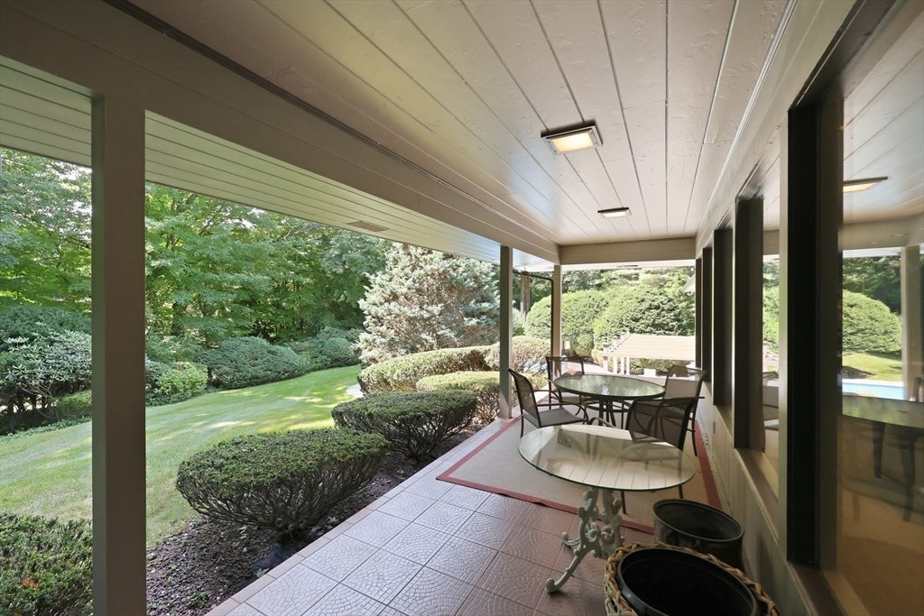 200 Crestview Circle, Longmeadow, MA, 200 Crestview Circle, Longmeadow, MA Photo #30