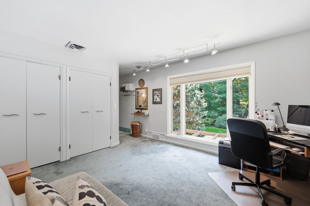 200 Crestview Circle, Longmeadow, MA, 200 Crestview Circle, Longmeadow, MA Photo #21