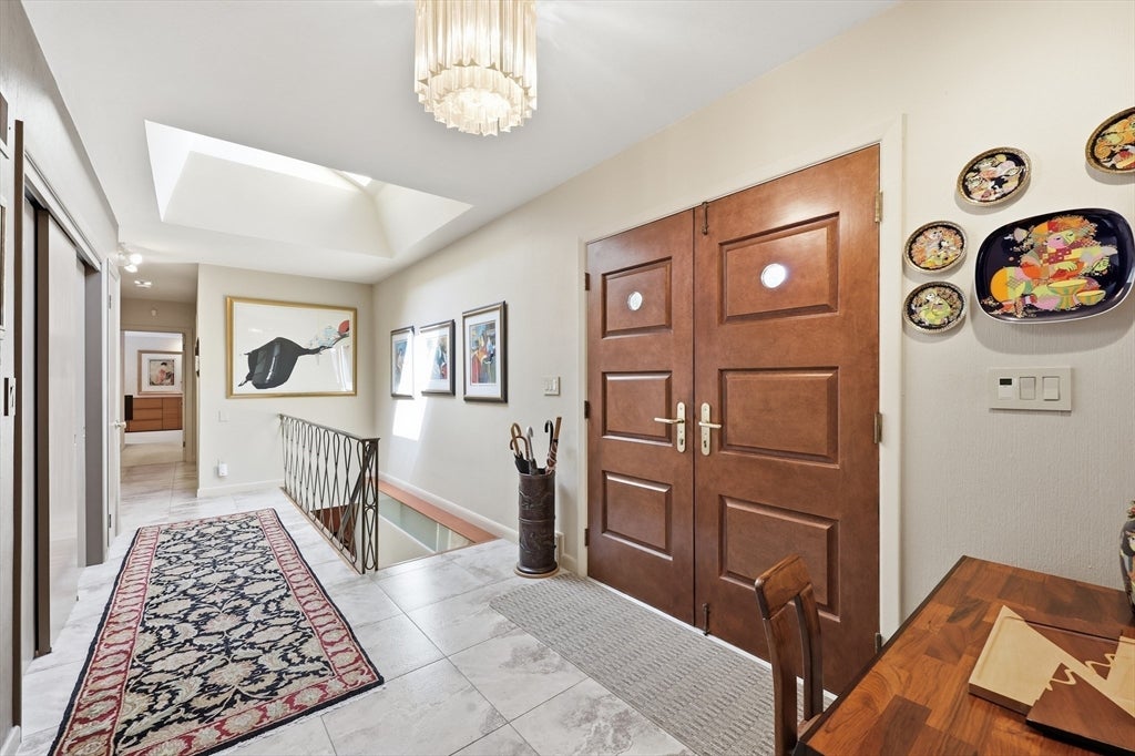 200 Crestview Circle
