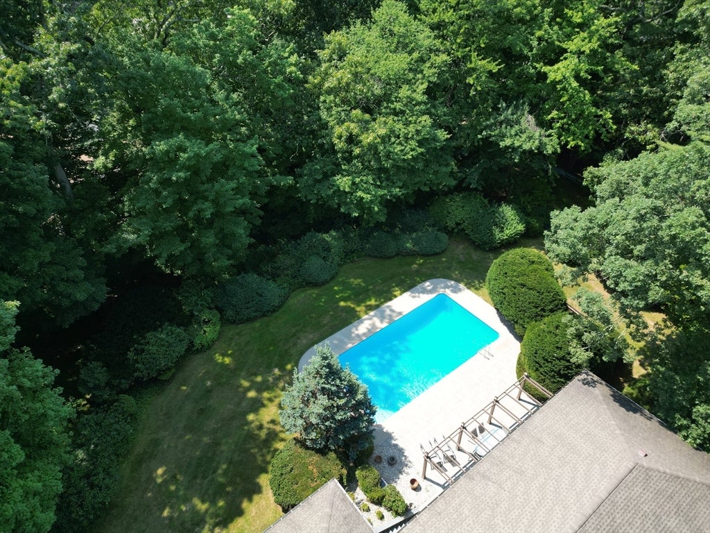 200 Crestview Circle, Longmeadow, MA, 200 Crestview Circle, Longmeadow, MA Photo #34