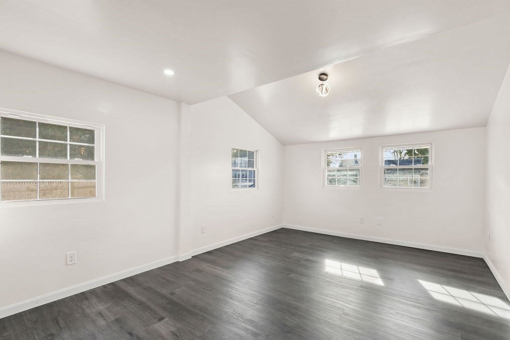 5 Trenton St, Yarmouth, MA Photo #13