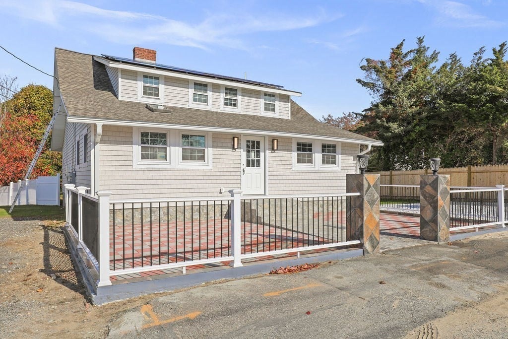 5 Trenton St
