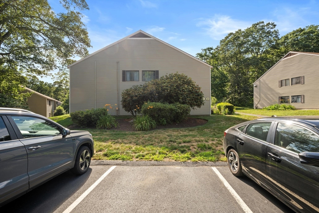 8 Thayer Pond Drive 6