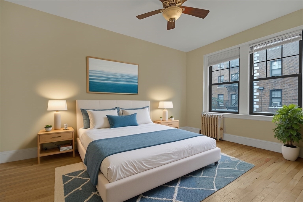 62 Queensberry St 204