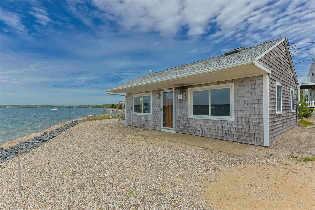 41 Seconsett Island Rd
