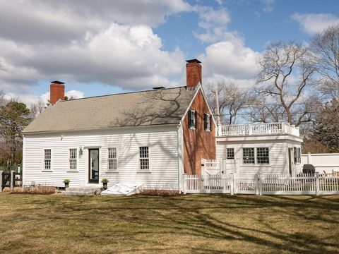 205 Powder Point Ave, Duxbury, MA 02332 - MLS#: 73353258
