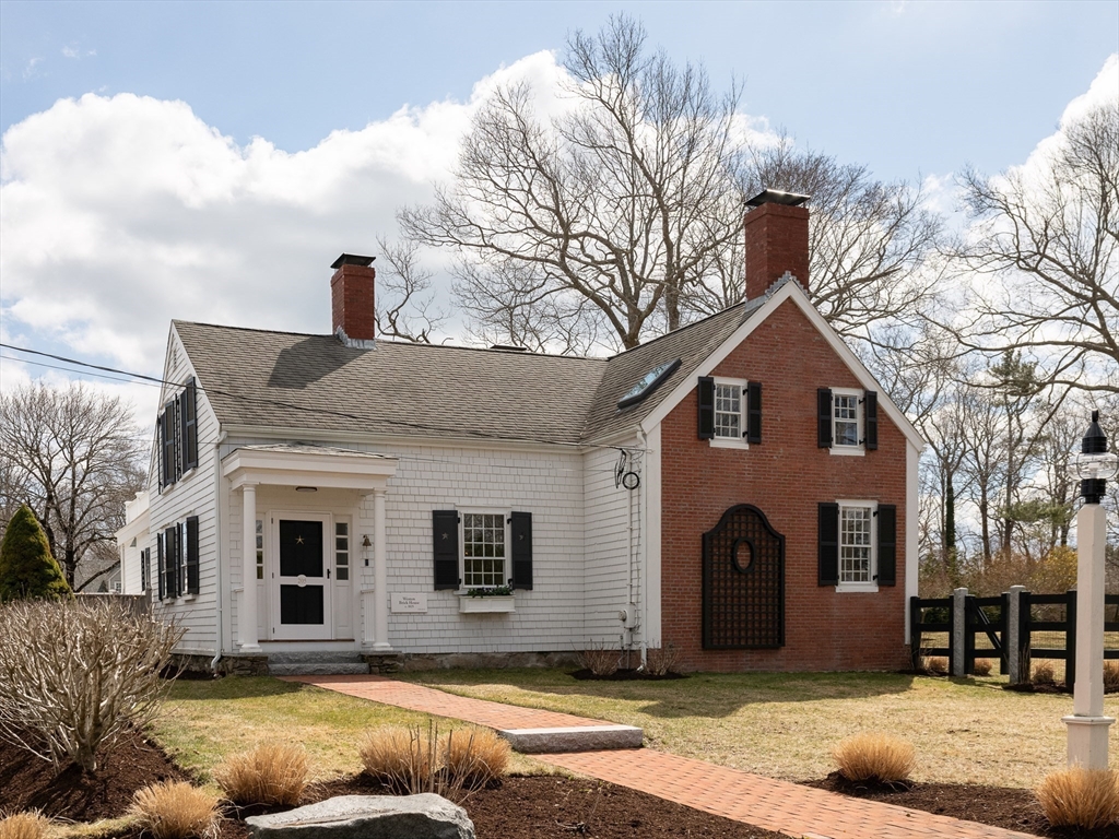 205 Powder Point Ave