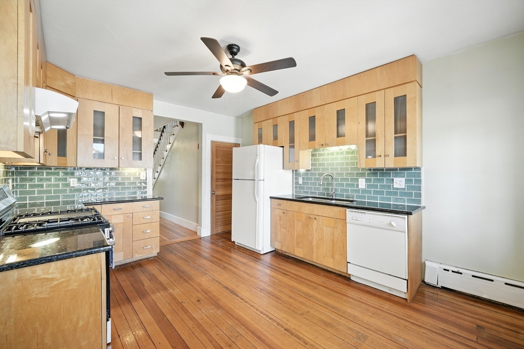 37 Payson Ave