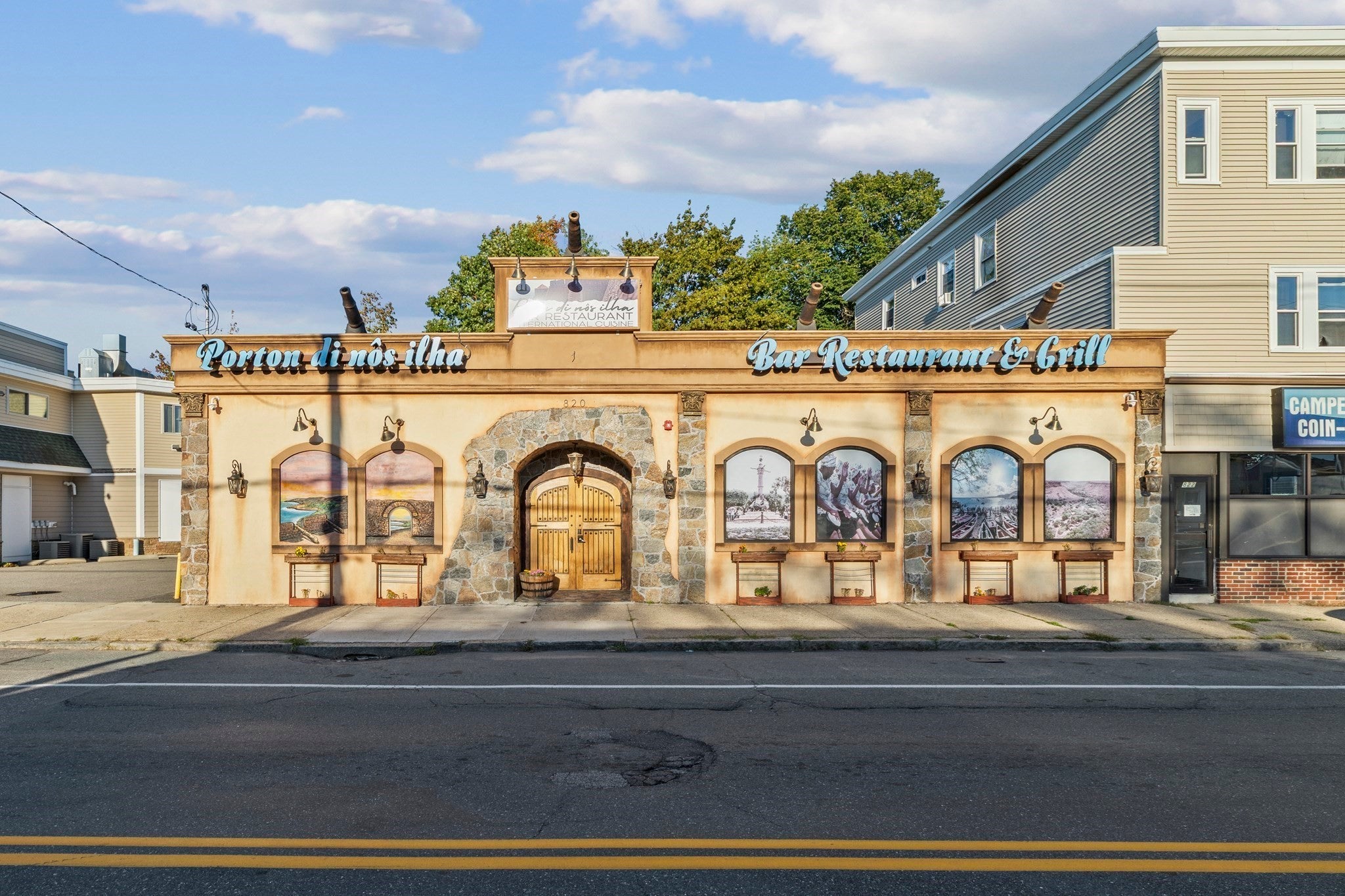 816-820 Main St