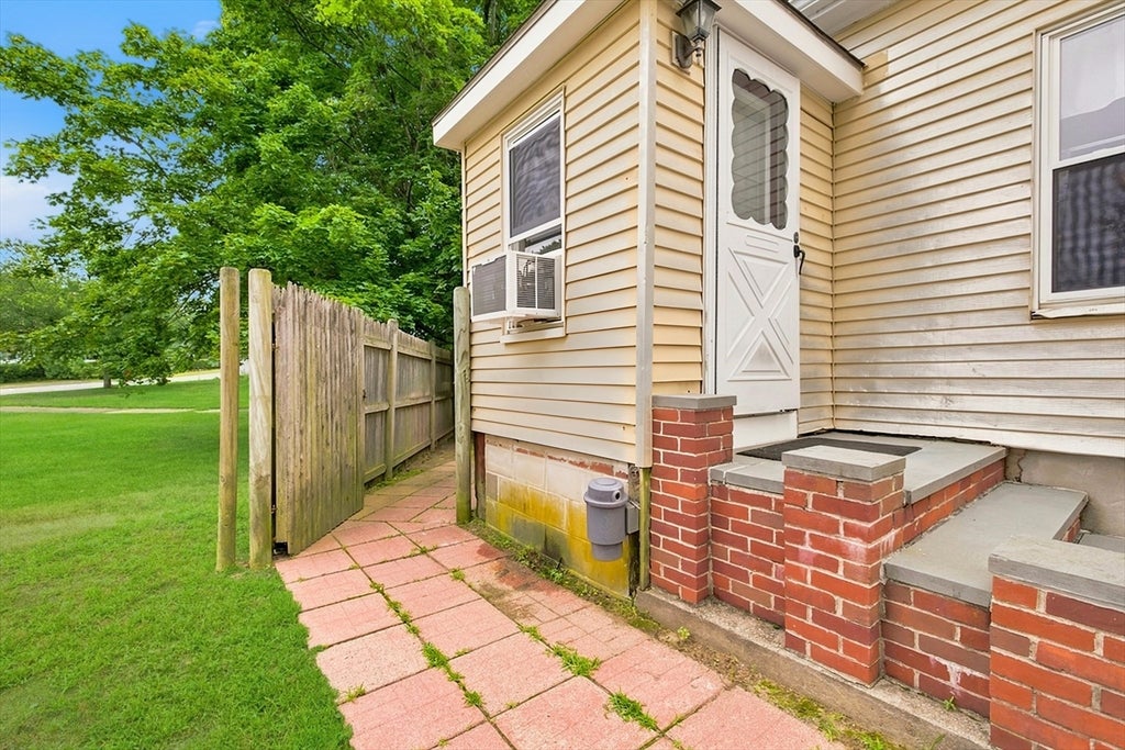 10 Sumner Ave, Middleboro, MA, 10 Sumner Ave, Middleboro, MA Photo #25