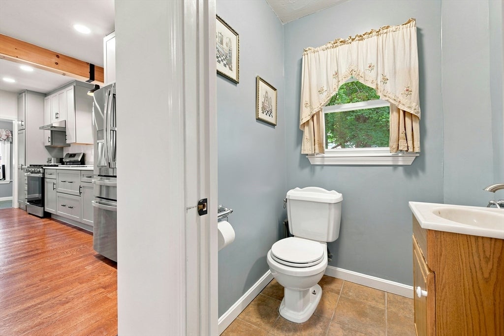 10 Sumner Ave, Middleboro, MA, 10 Sumner Ave, Middleboro, MA Photo #11