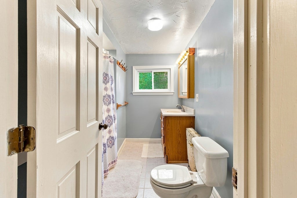 10 Sumner Ave, Middleboro, MA, 10 Sumner Ave, Middleboro, MA Photo #23