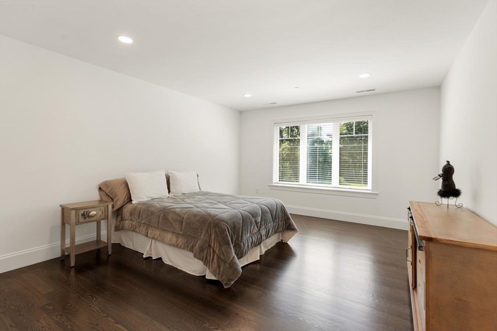11 Crenshaw Ln #11, Andover, MA Photo #26