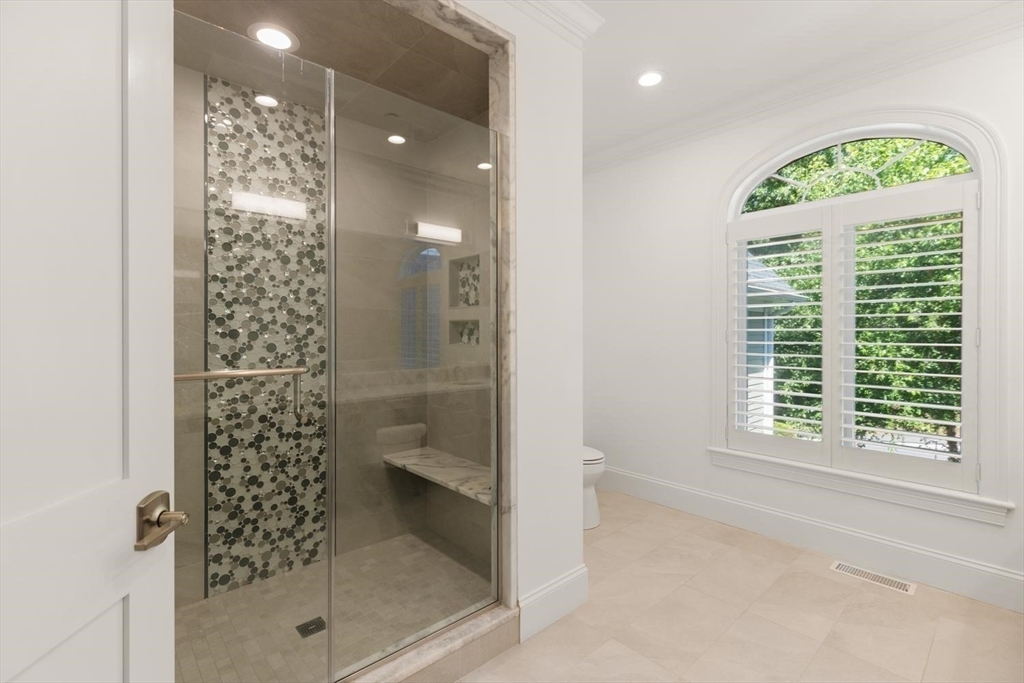 11 Crenshaw Ln #11, Andover, MA Photo #22