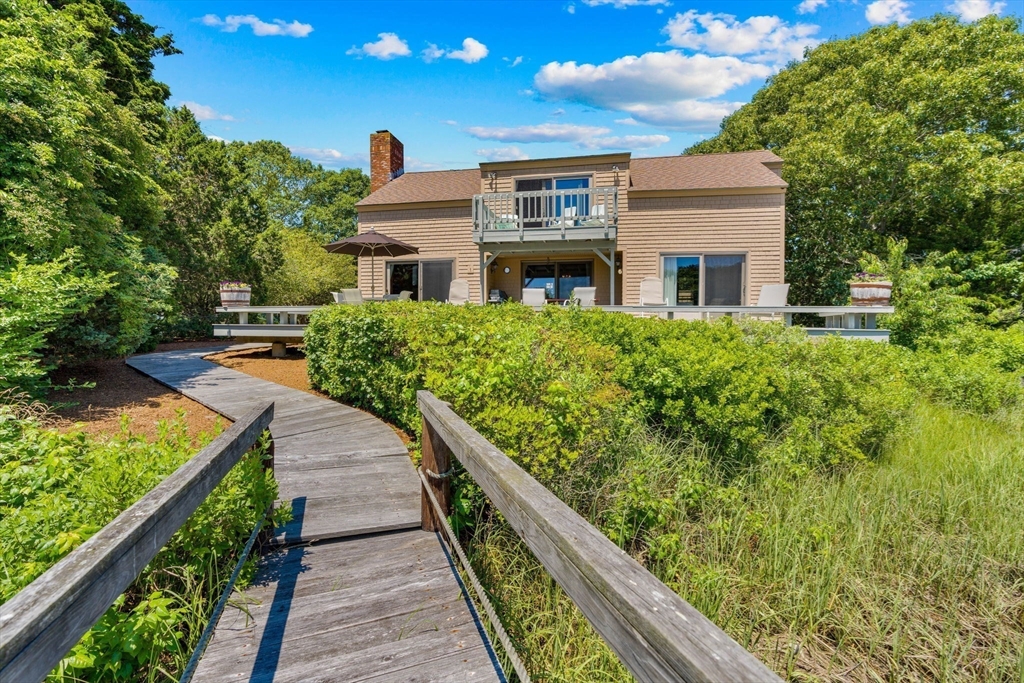 8 Taffrail Way