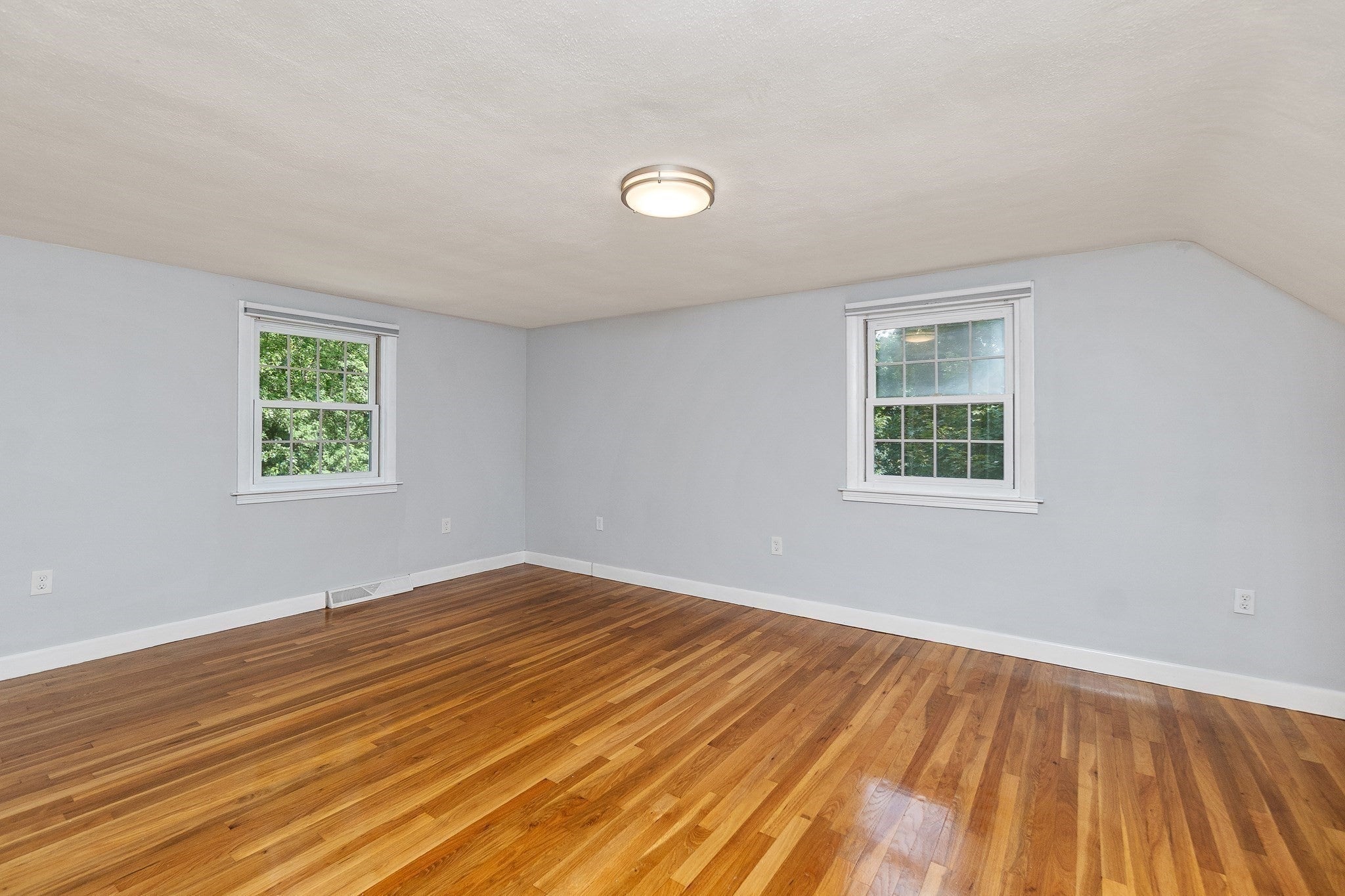 105 Beach St, Foxboro, MA, 105 Beach St, Foxboro, MA Photo #15