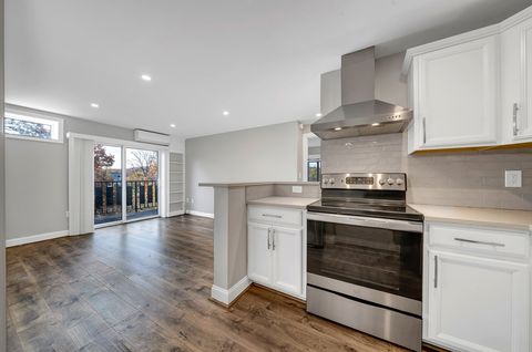 26 W Wyoming Ave 4E Melrose MA 02176