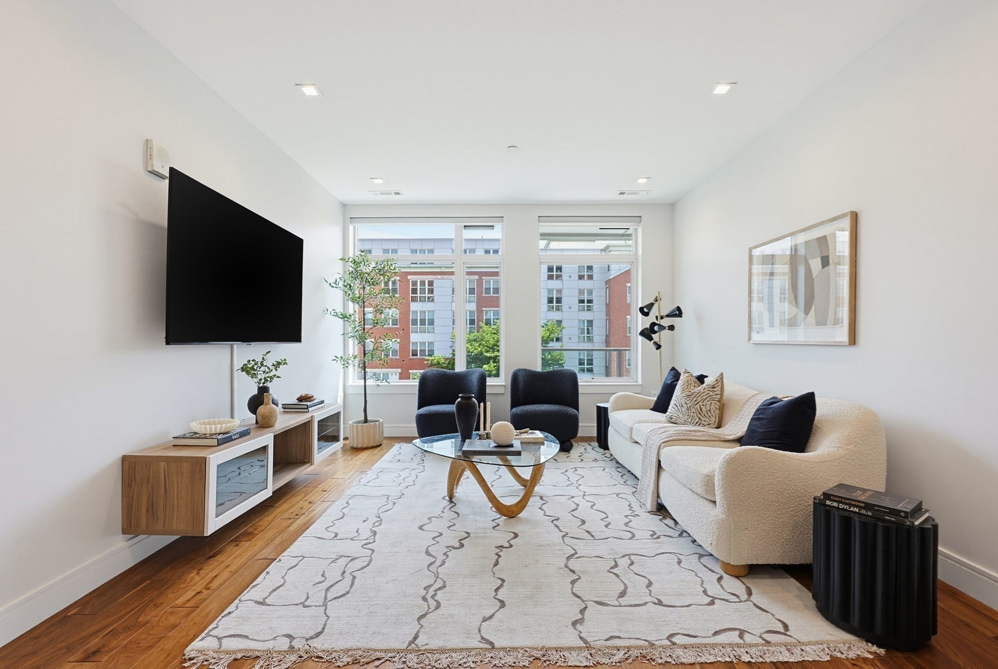99 Sumner St 312