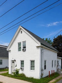 37 Adams St Lawrence MA 01843