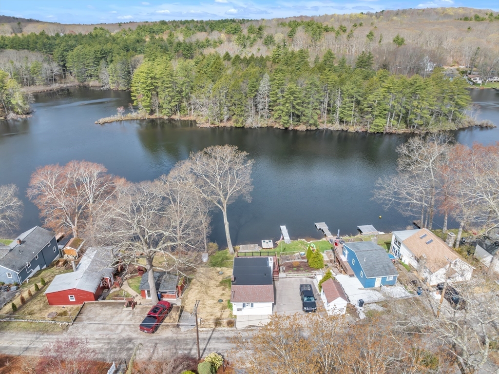 37 Cranberry Meadow Shore Rd