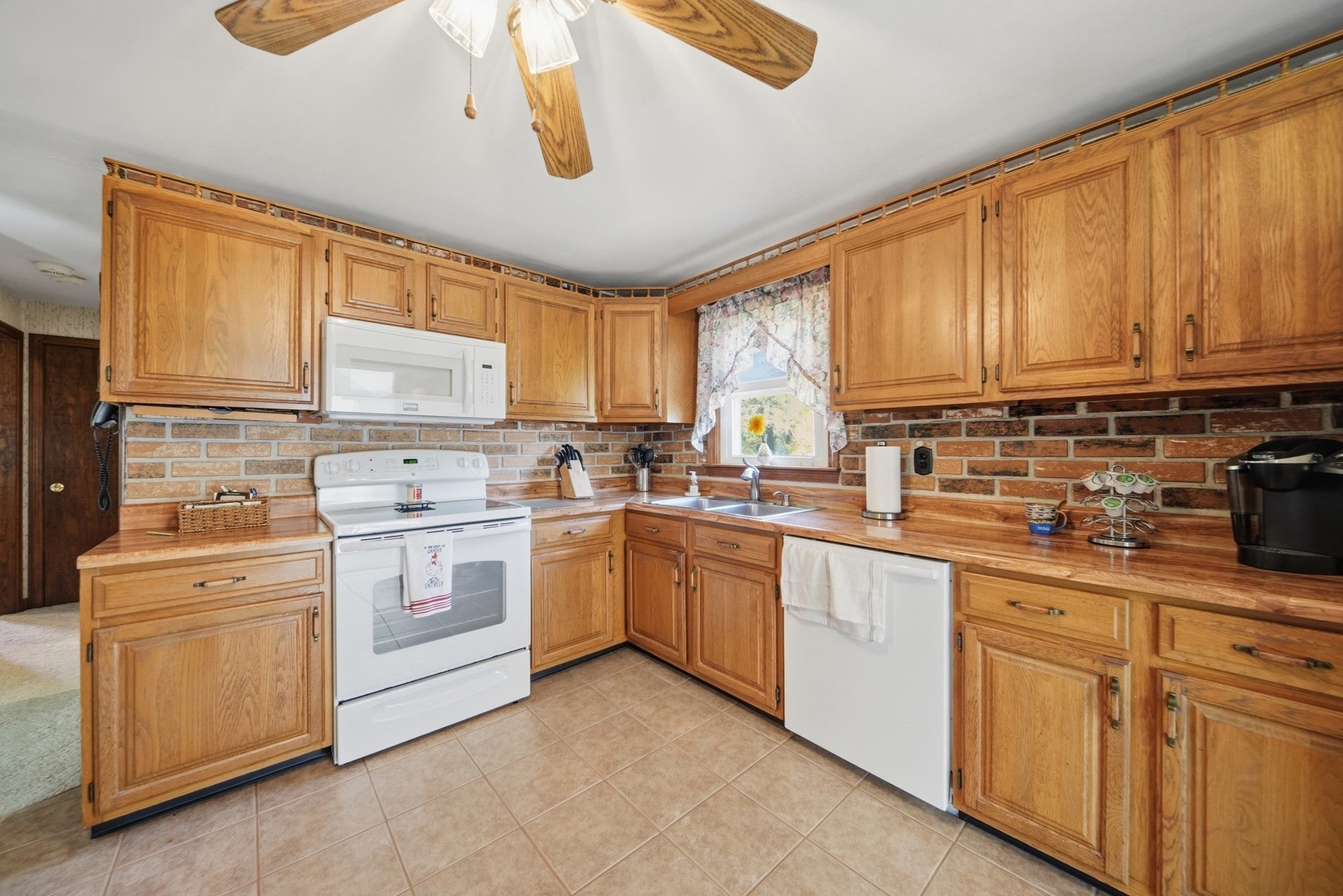 62 Faith Ave, Dracut, MA, 62 Faith Ave, Dracut, MA Photo #16