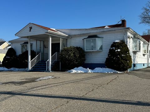 462 Main Rd Tiverton RI 02878