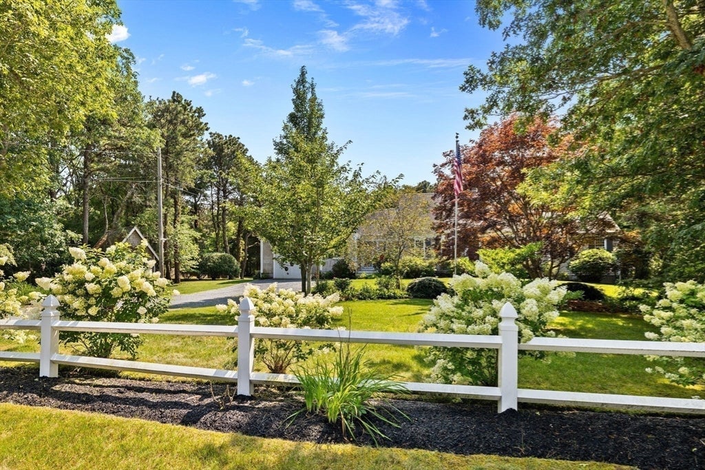 11 Barnes Lane, Yarmouth, MA, 11 Barnes Lane, Yarmouth, MA Photo #4