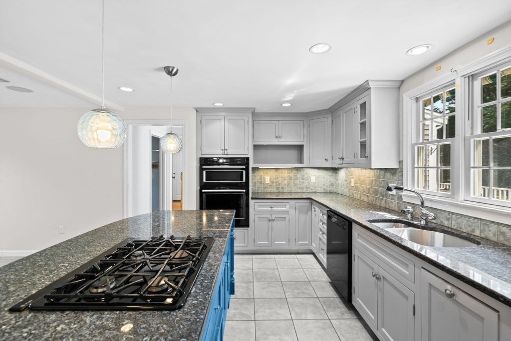 11 Barnes Lane, Yarmouth, MA, 11 Barnes Lane, Yarmouth, MA Photo #9