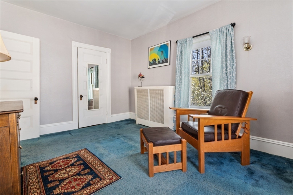 Reading, Massachusetts 01867, United States, 4 Bedrooms Bedrooms, ,2 BathroomsBathrooms,Residential,Pending,115672