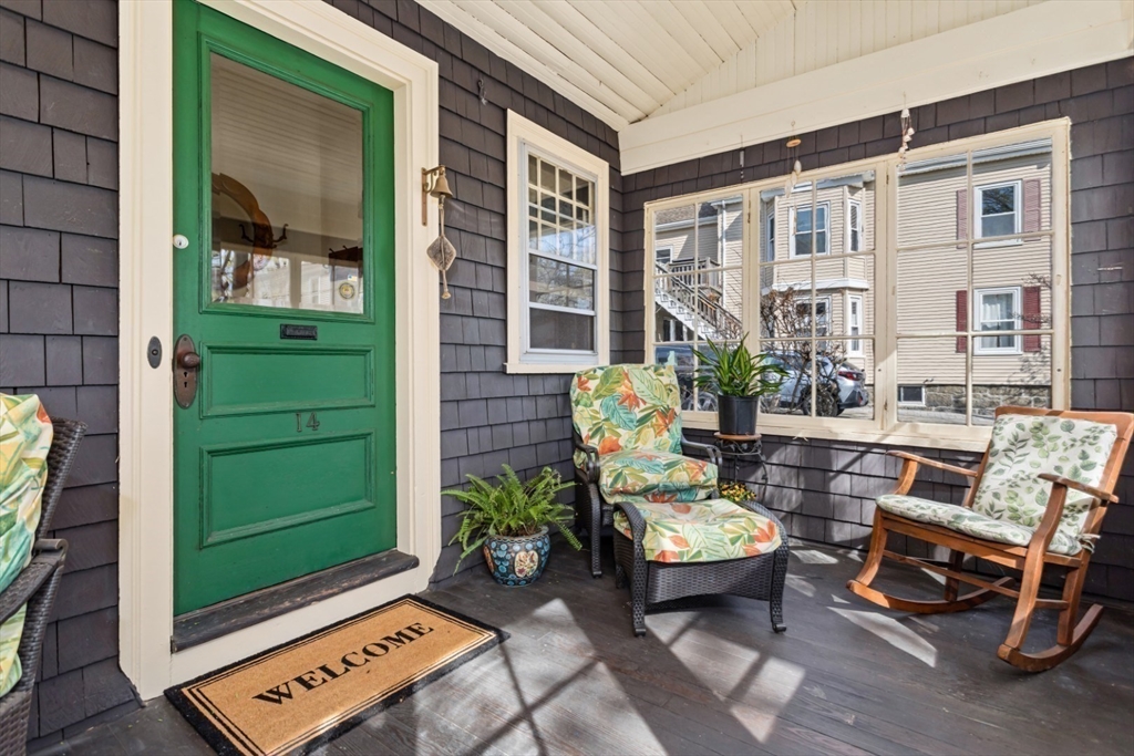 14 Bancroft Ave