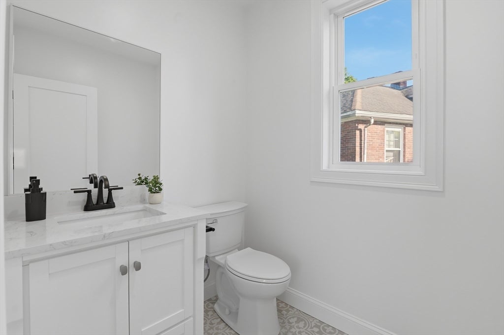 5-7 Vassall St, Quincy, MA Photo #32