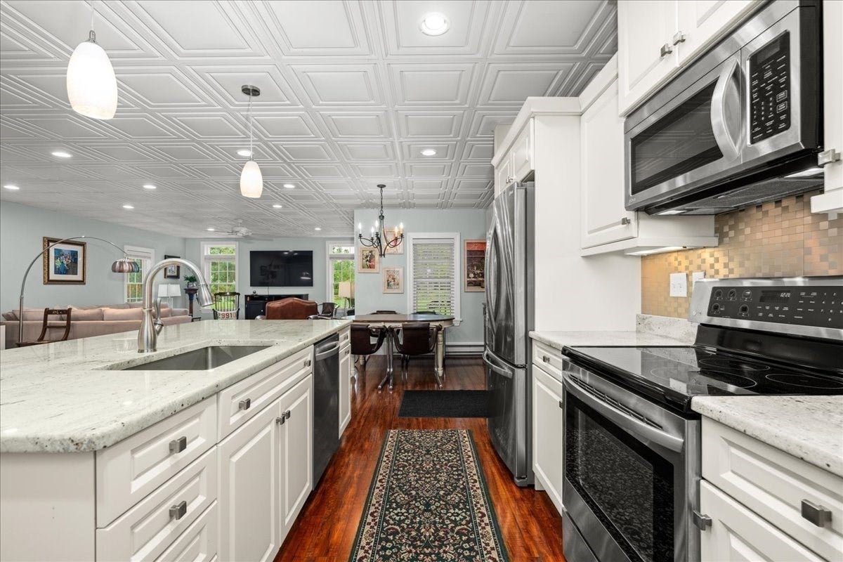 111 Paige Hill Rd, Brimfield, MA, 111 Paige Hill Rd, Brimfield, MA Photo #32
