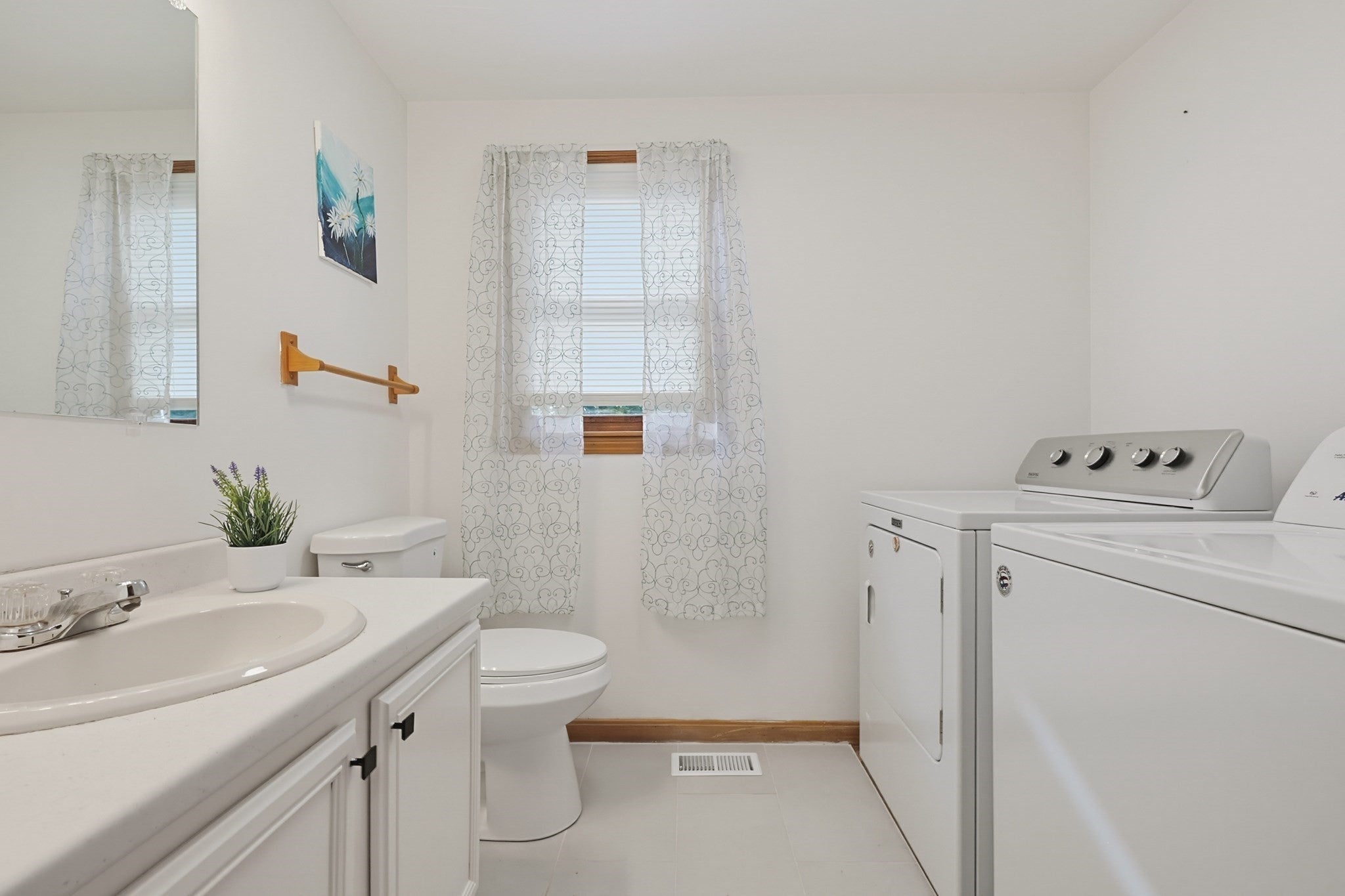 320 North St, Tewksbury, MA Photo #18
