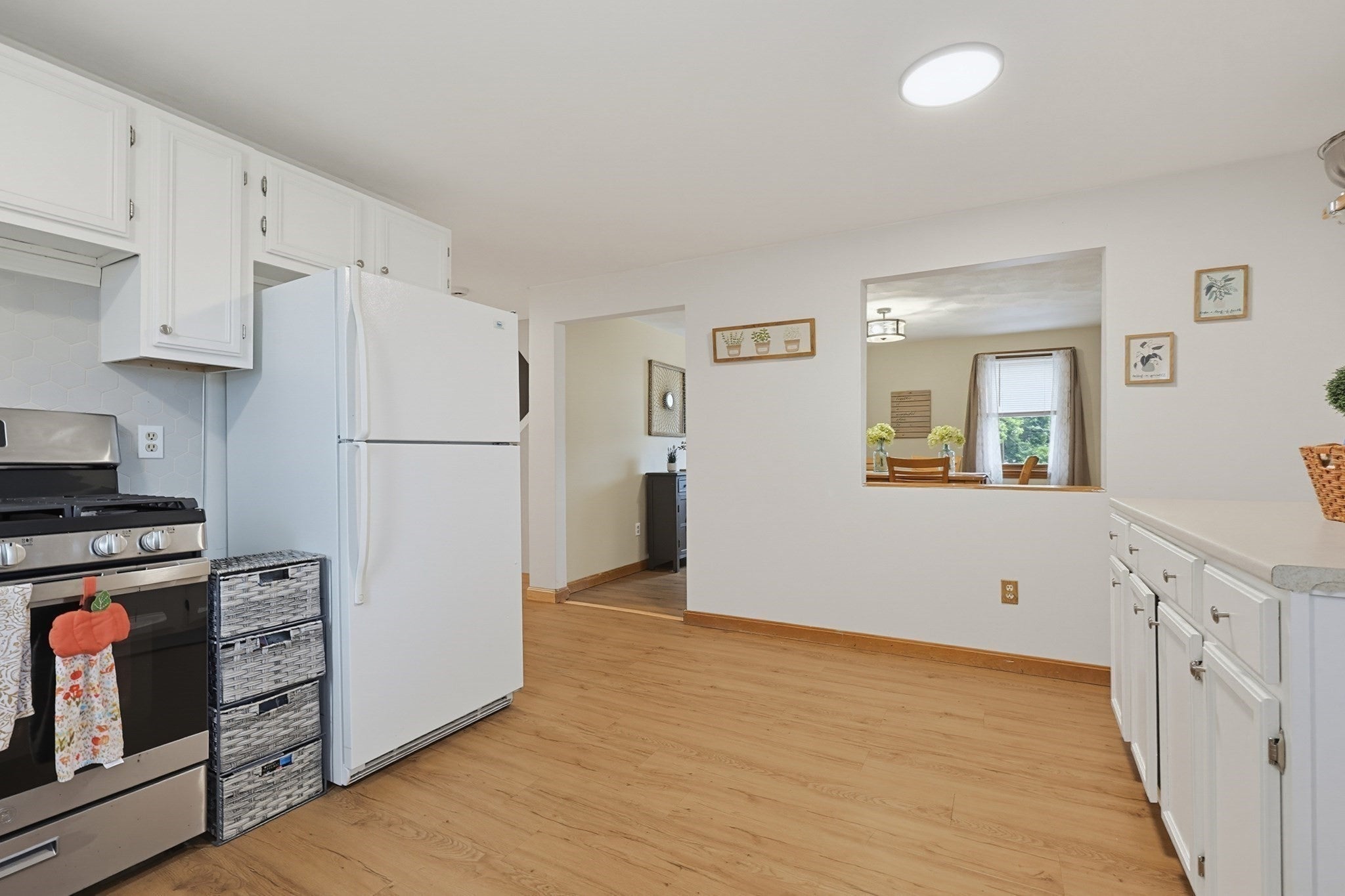 320 North St, Tewksbury, MA Photo #11