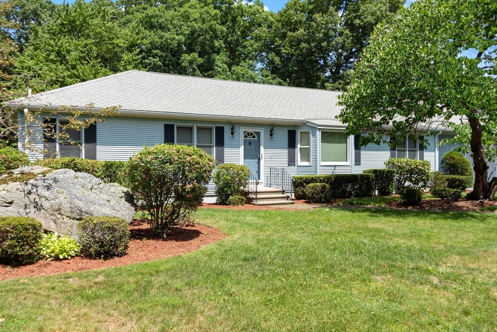 65 Blithewood Ave