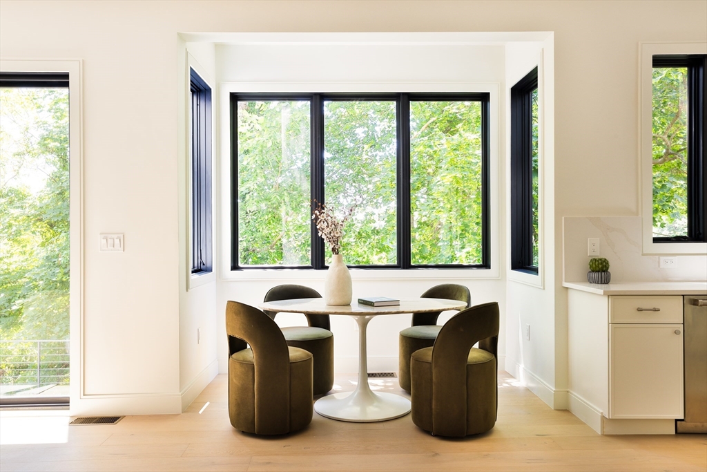 1230 Commonwealth Ave