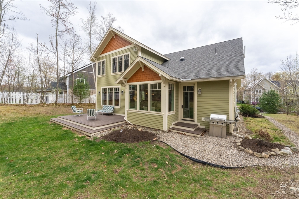 60 Emerson Way