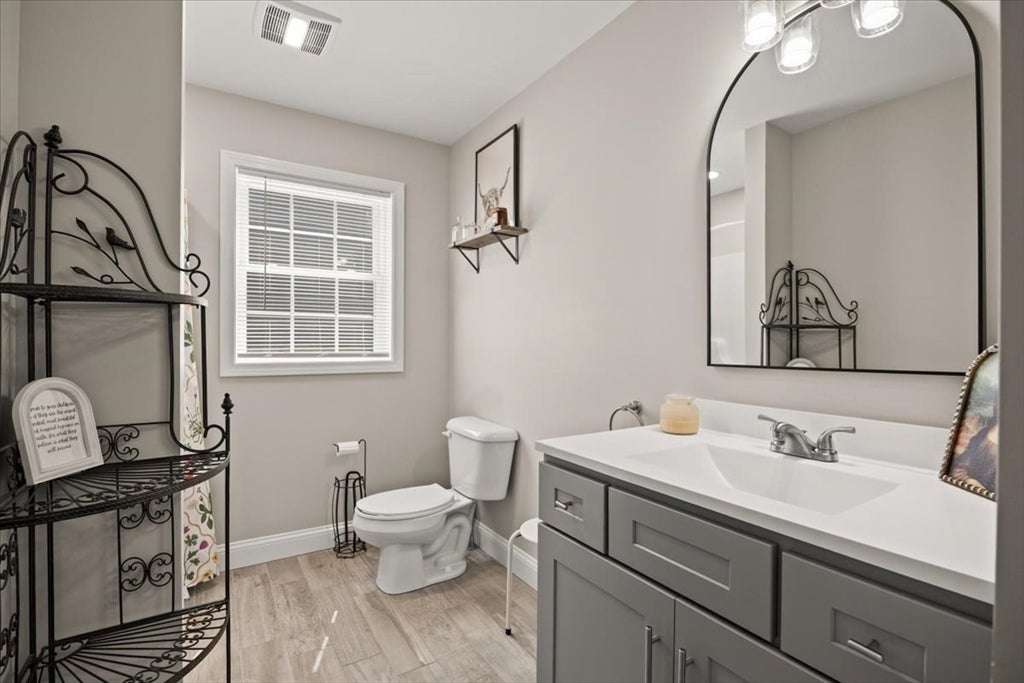 738 Hicks St, Fall River, MA, 738 Hicks St, Fall River, MA Photo #23
