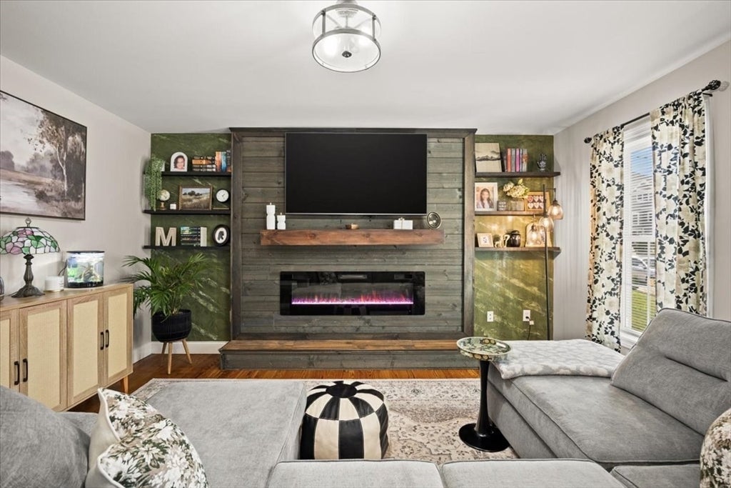 738 Hicks St, Fall River, MA, 738 Hicks St, Fall River, MA Photo #20