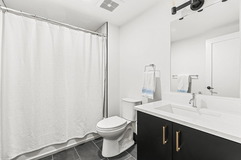 395 Alewife Brook Parkway #3H, Somerville, MA Photo #14