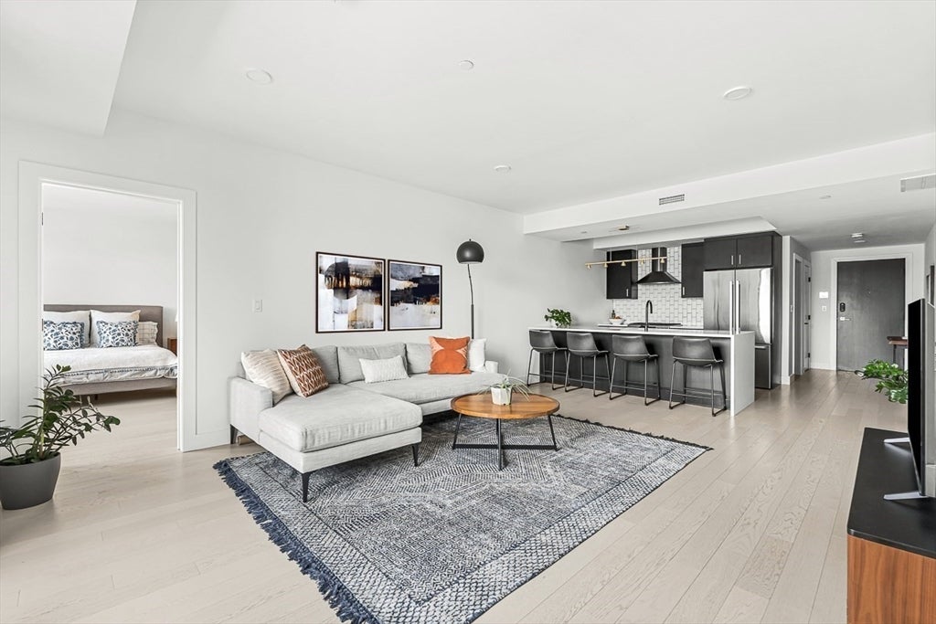 Photo of 395 Alewife Brook Parkway, Somerville, MA