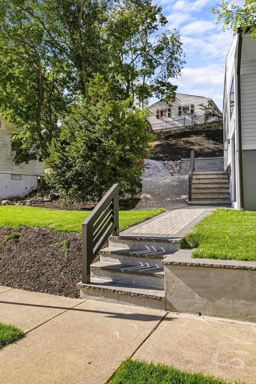 24 Stonehill Road