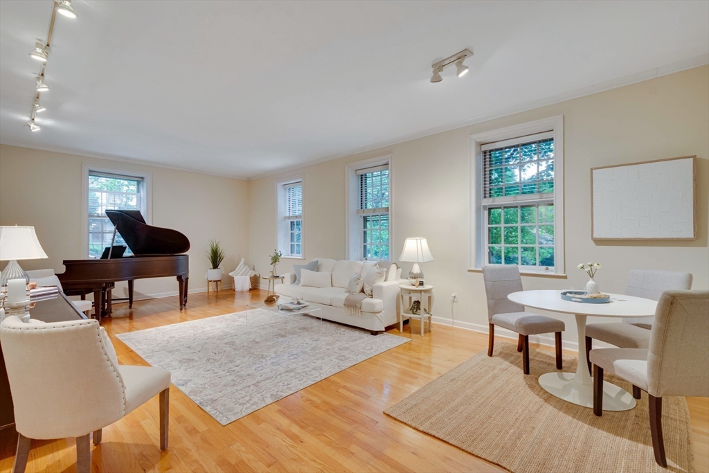 30 Cumberland Avenue 3W